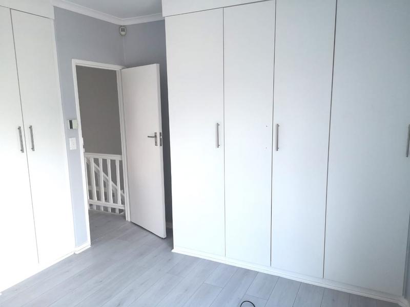 To Let 3 Bedroom Property for Rent in Table View Western Cape